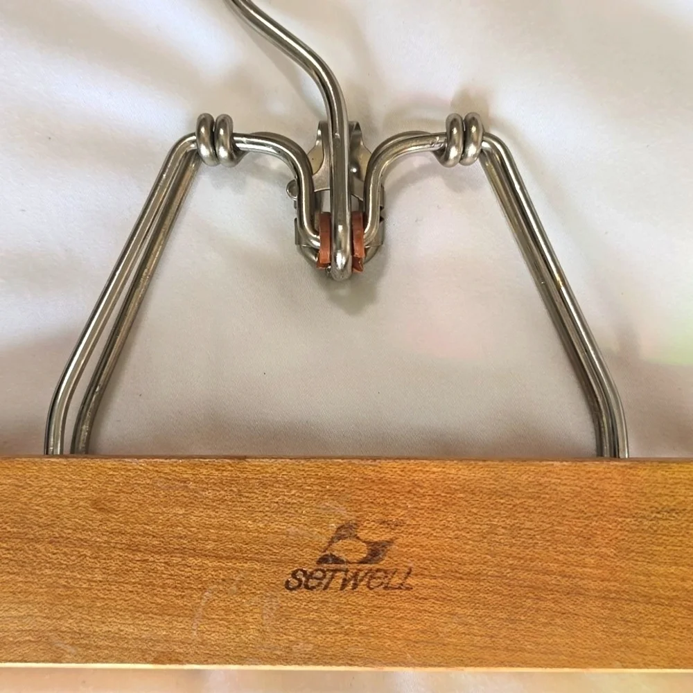 Setwell Vintage Wooden Skirt/Pant Hanger